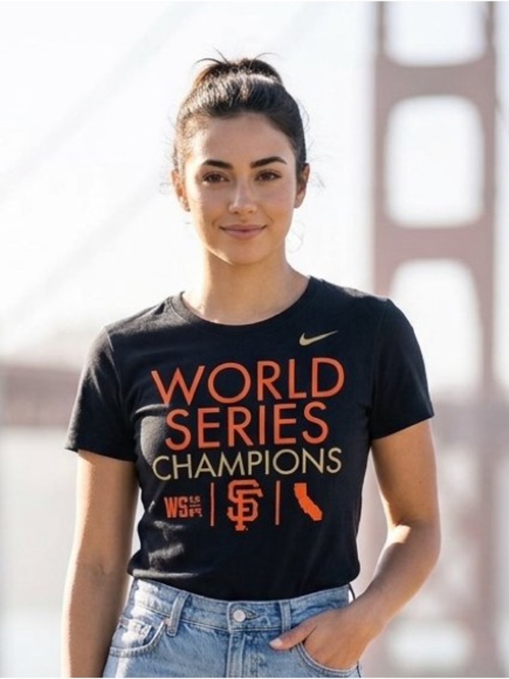 Nike San Francisco Giants 2014 World Series Champions T-Shirt - Slim Fit Large